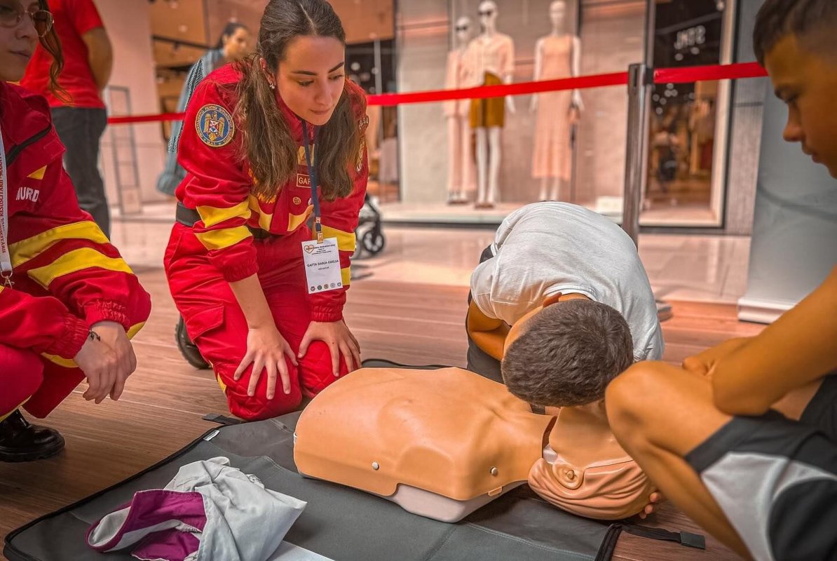 Tabără de pregătire pentru urgenţele medicale 301105