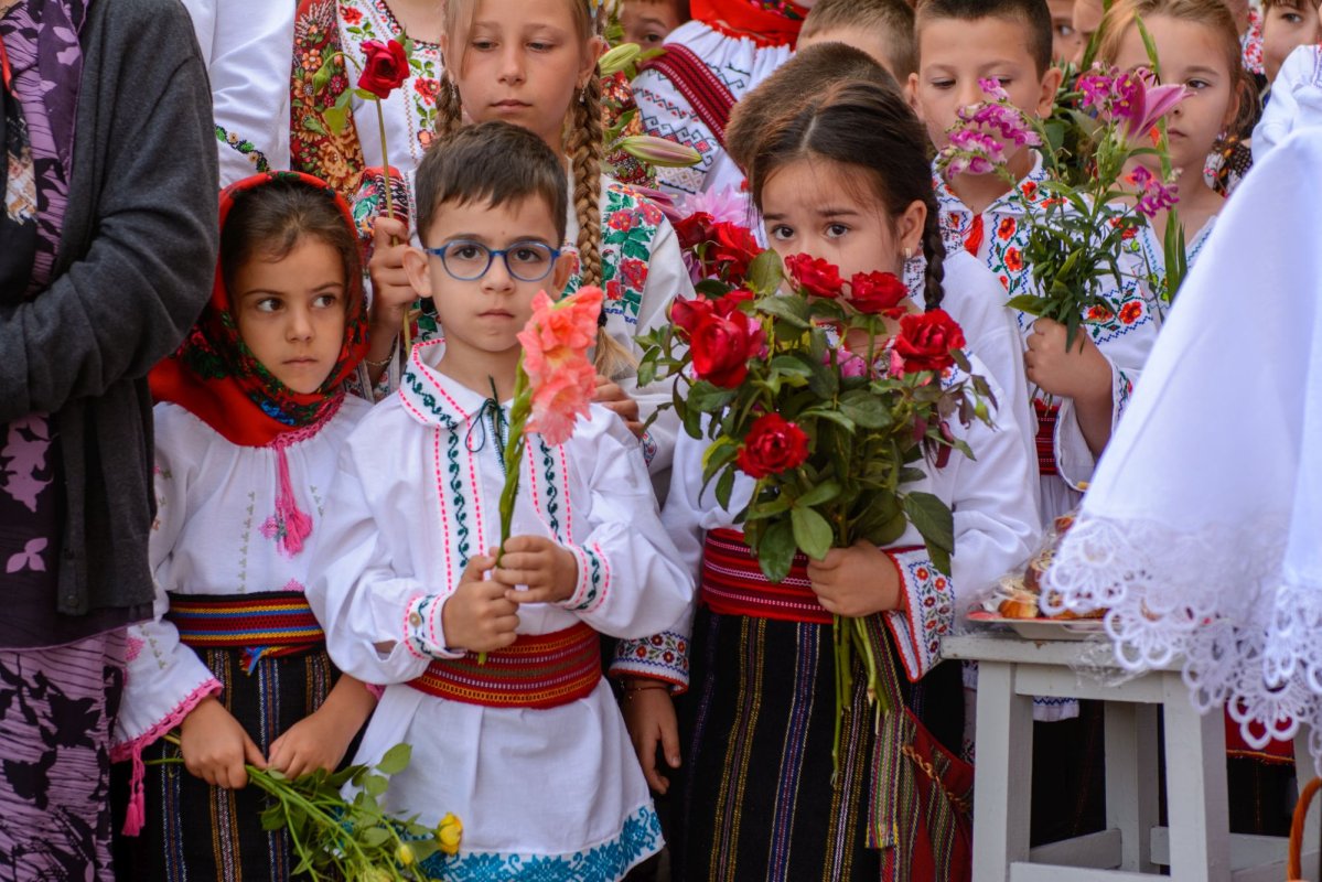 Binecuvântare arhierească la hramul Mănăstirii Lacuri - Hârlău 301175