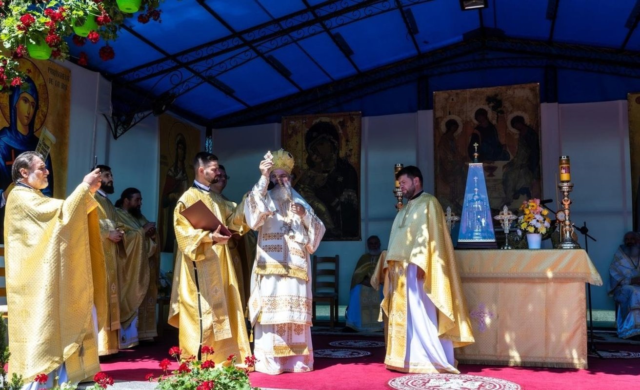 Hramul Catedralei Episcopale din Huși 301336