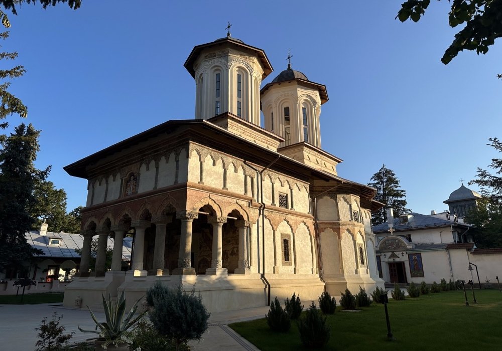 Amintiri din istoria bătrânei chinovii de la Sitaru 300582