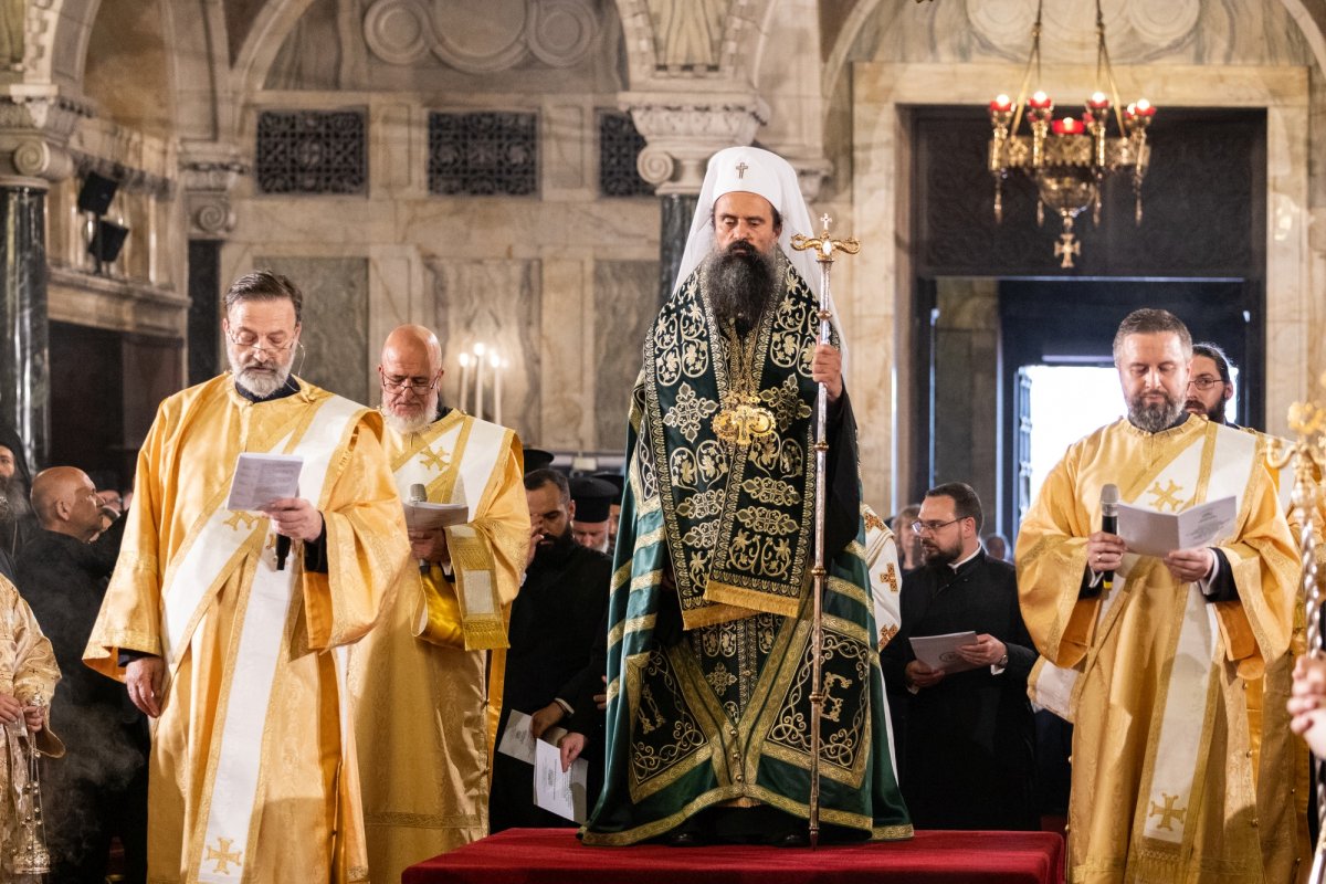 Întronizarea noului Patriarh al Bisericii Ortodoxe Bulgare 301953