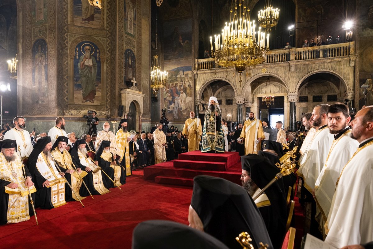 Întronizarea noului Patriarh al Bisericii Ortodoxe Bulgare 301957