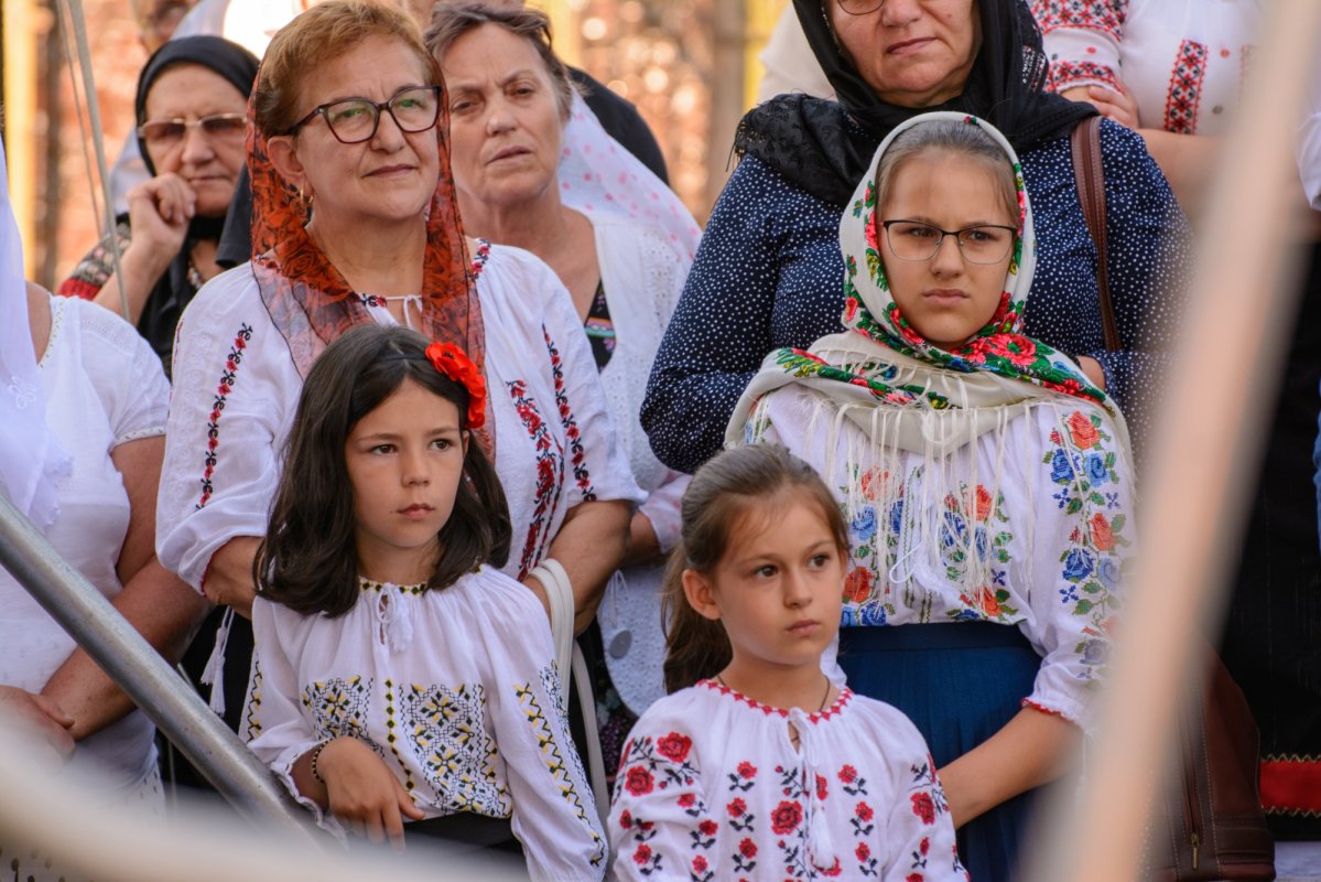 Sfințirea picturii unei biserici din Botoșani 301311