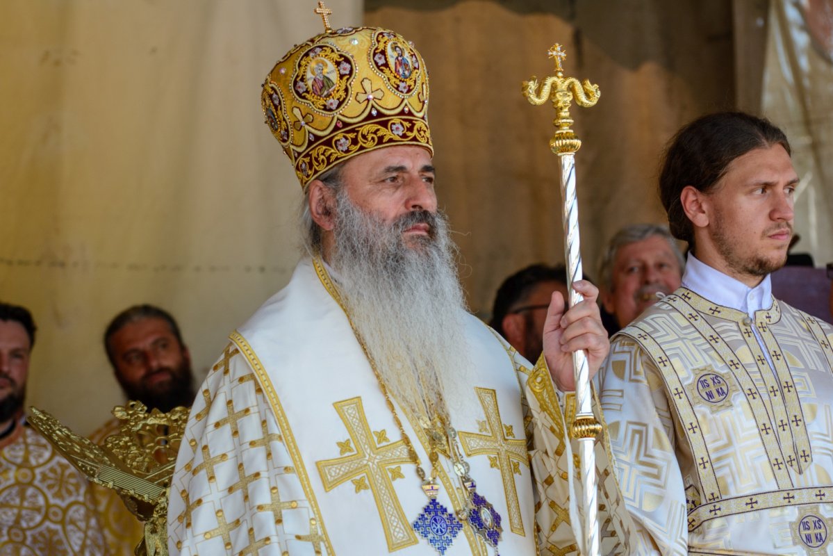 Sfințirea picturii unei biserici din Botoșani 301314