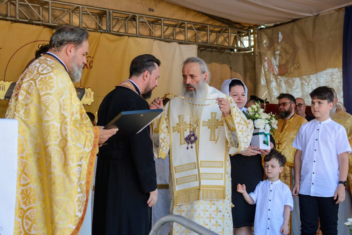 Sfințirea picturii unei biserici din Botoșani 301317