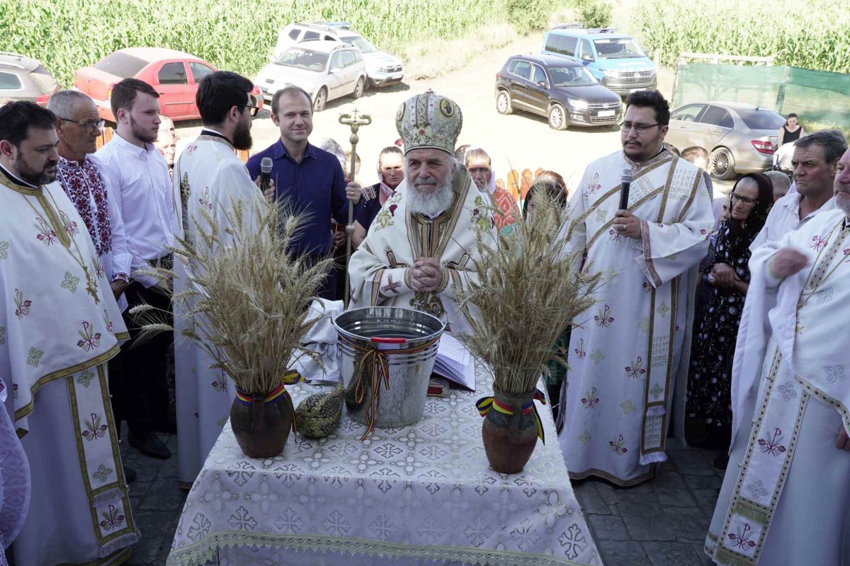 Moment de împlinire pentru credincioșii unei localități gălățene 301375
