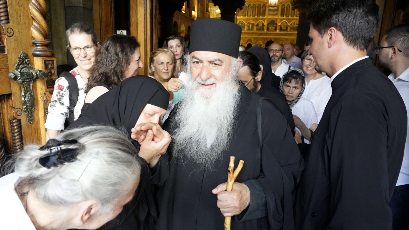 Conferinţă la Sibiu susţinută de arhimandritul Zaharia Zaharou 301491
