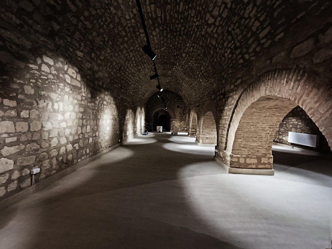 Mănăstirea renăscută din Codrii Iaşilor 301542