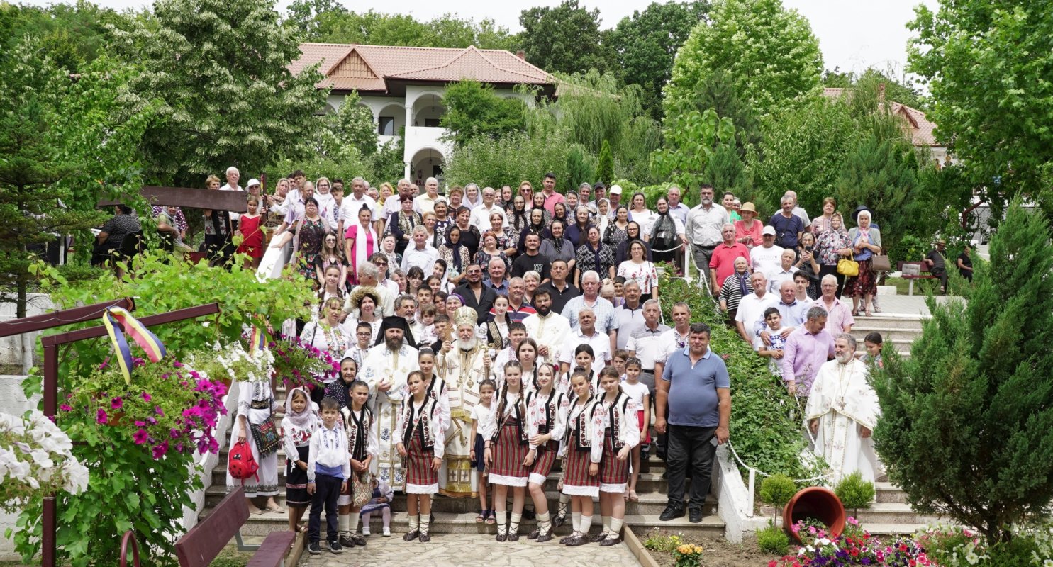 Odoare duhovnicești oferite la hramul Mănăstirii Toflea 301618