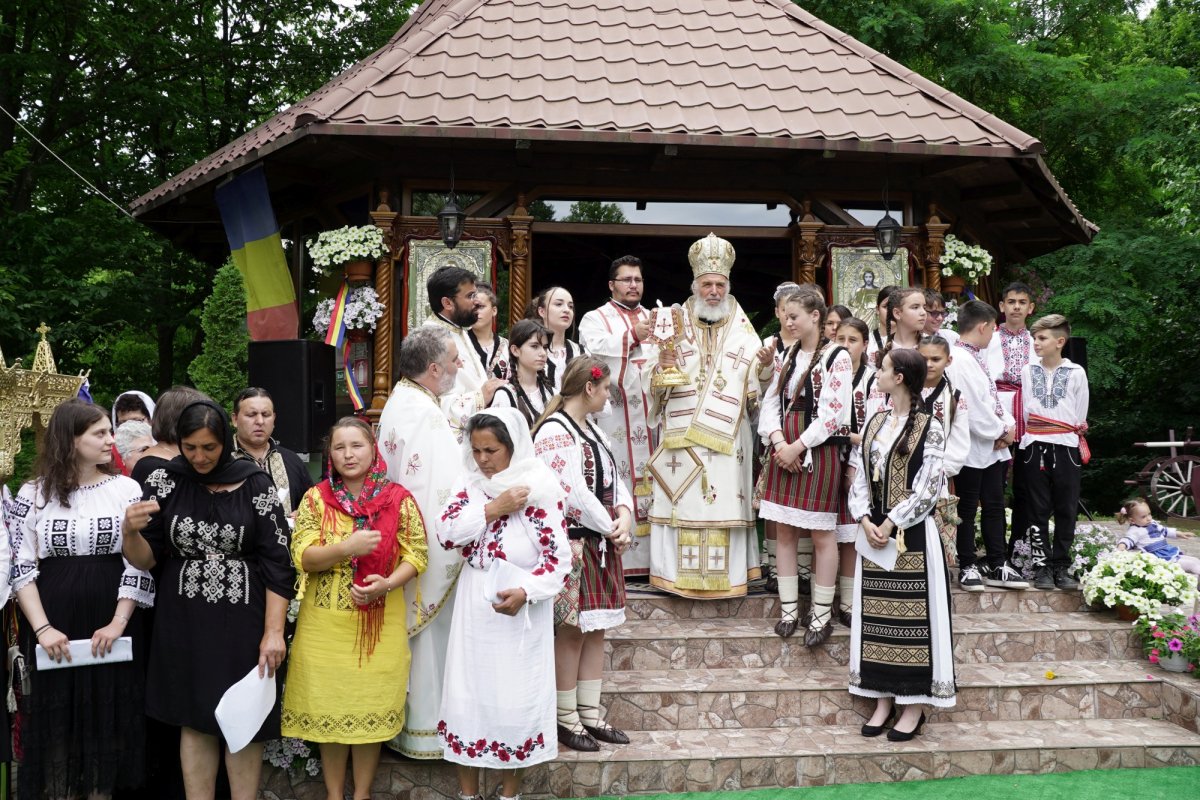 Odoare duhovnicești oferite la hramul Mănăstirii Toflea 301621