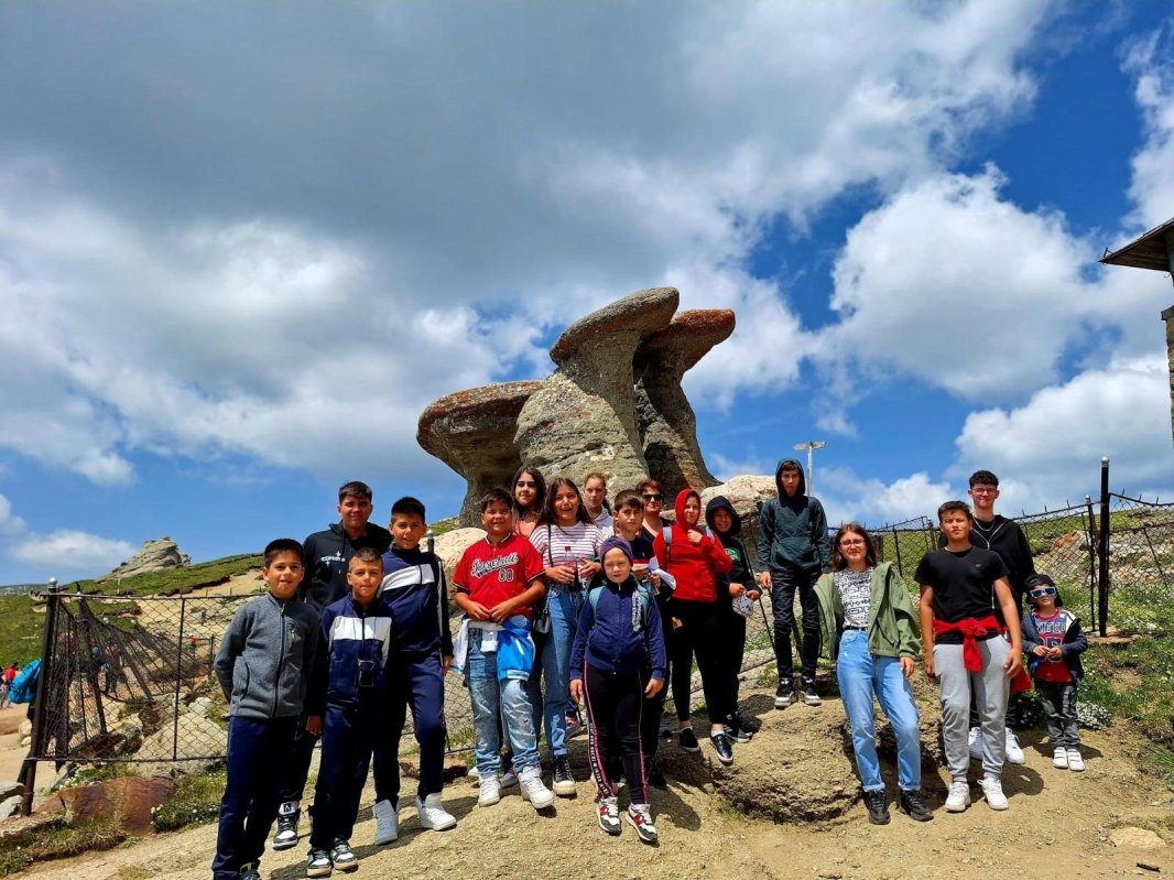 Tabere de vară la Mănăstirea Peștera din Dâmbovița 301645