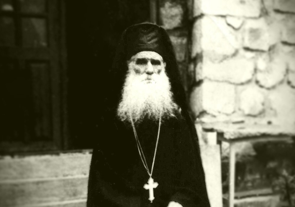 Arhimandritul Elefterie, un vindecător al sufletelor și al trupurilor 301672