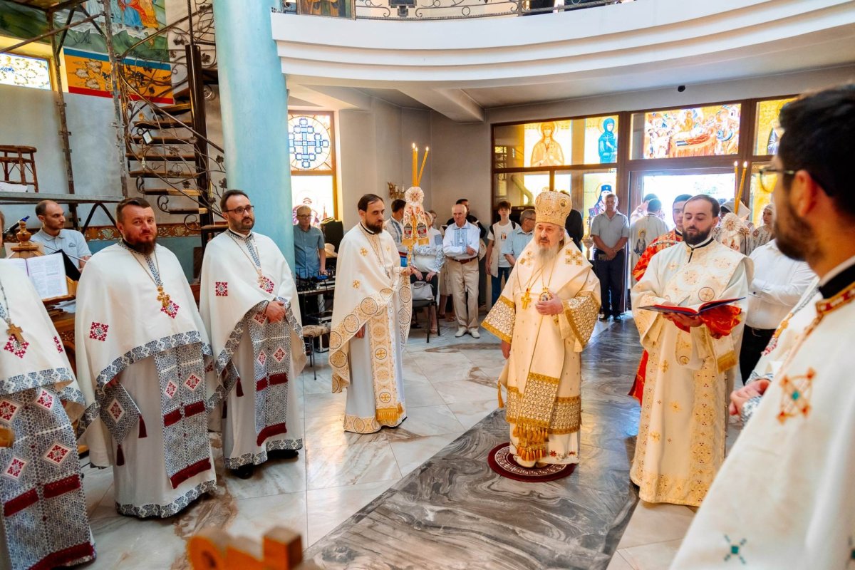 Peste 200 de tineri ortodocși români s‑au întâlnit la Orhei 301719