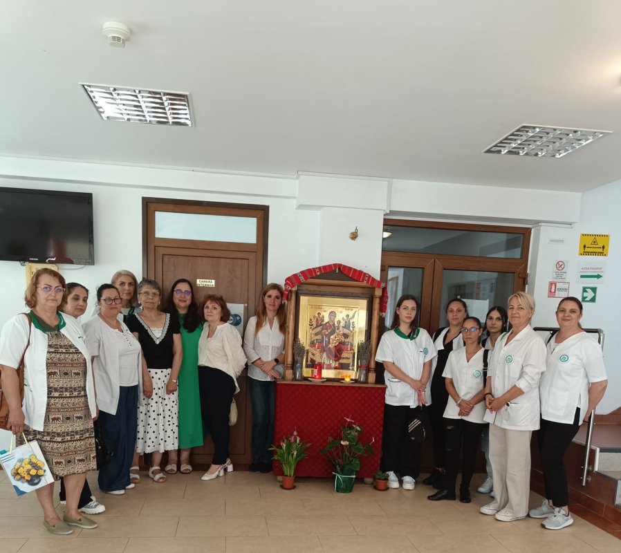 Școală medicală de vară la Centrul de îngriji paliative „Sfântul Nectarie” 301731