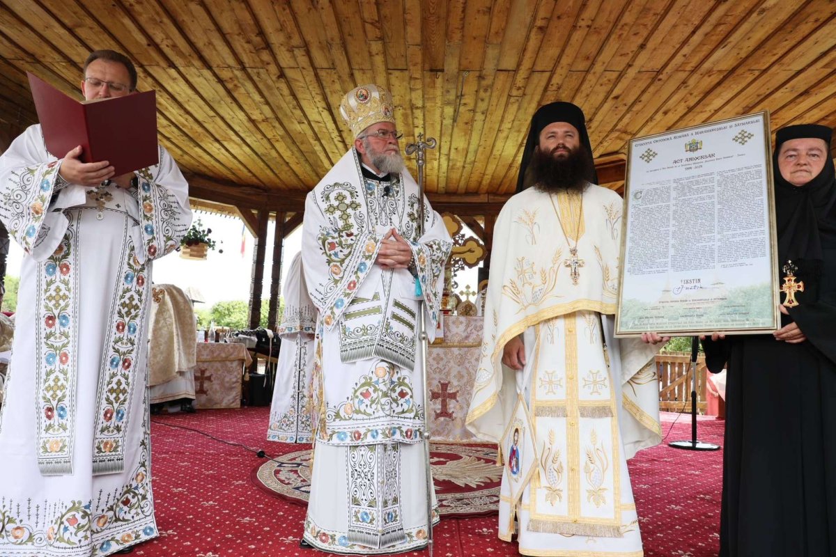 Slujiri arhiereşti în Episcopia Maramureşului şi Sătmarului 301699