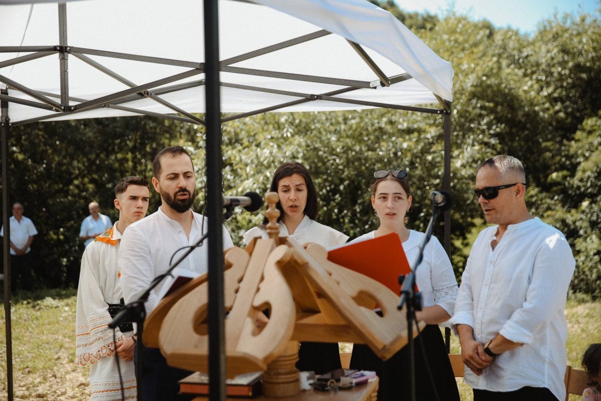 Binecuvântarea lucrărilor de la noua biserică din Năsal, judeţul Cluj 301795