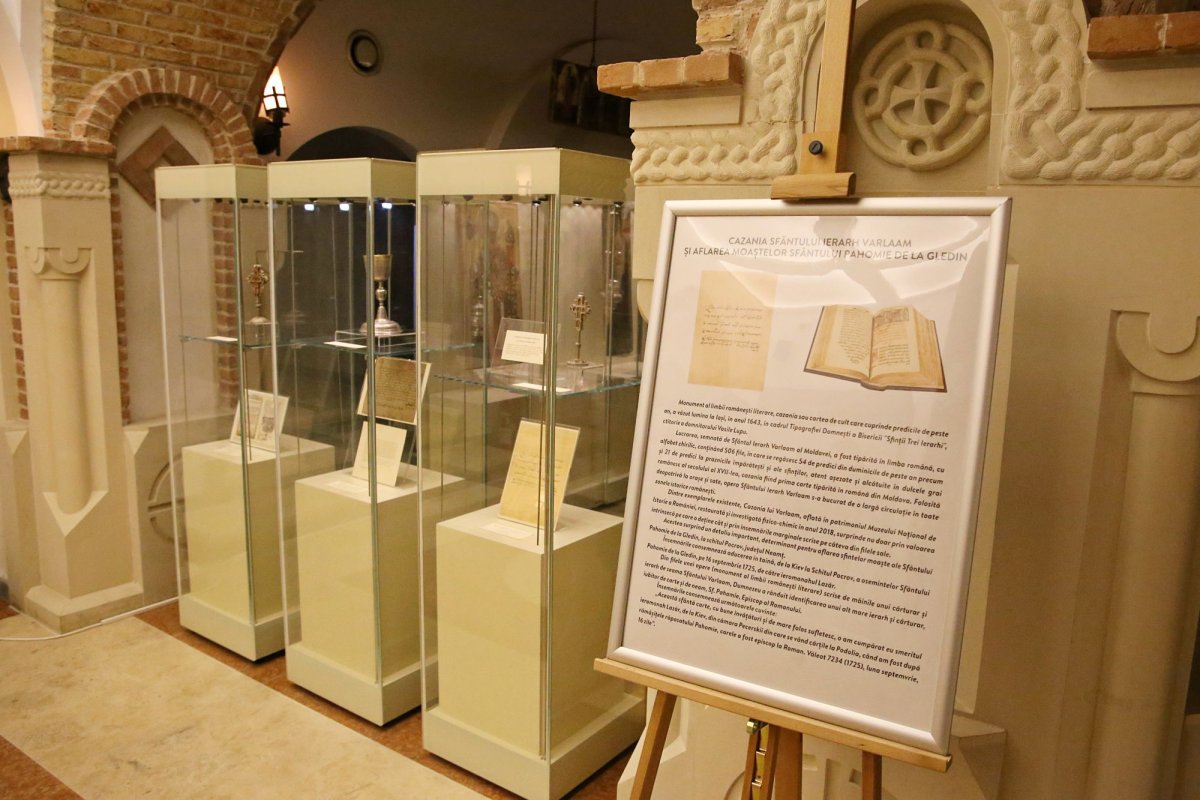 Obiectele Sfântului Pahomie de la Gledin, expuse la Muzeul Mitropolitan din Iași 301812