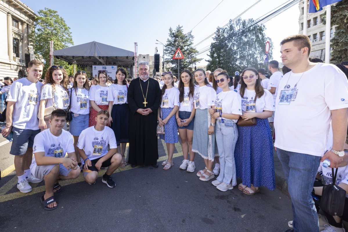 Emoție și entuziasm la debutul Întâlnirii Tinerilor Ortodocși de la Ploiești 301864