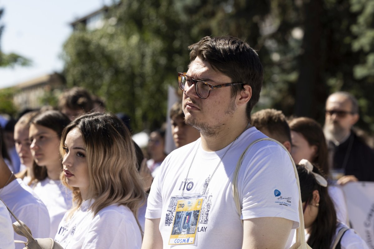 Emoție și entuziasm la debutul Întâlnirii Tinerilor Ortodocși de la Ploiești 301875