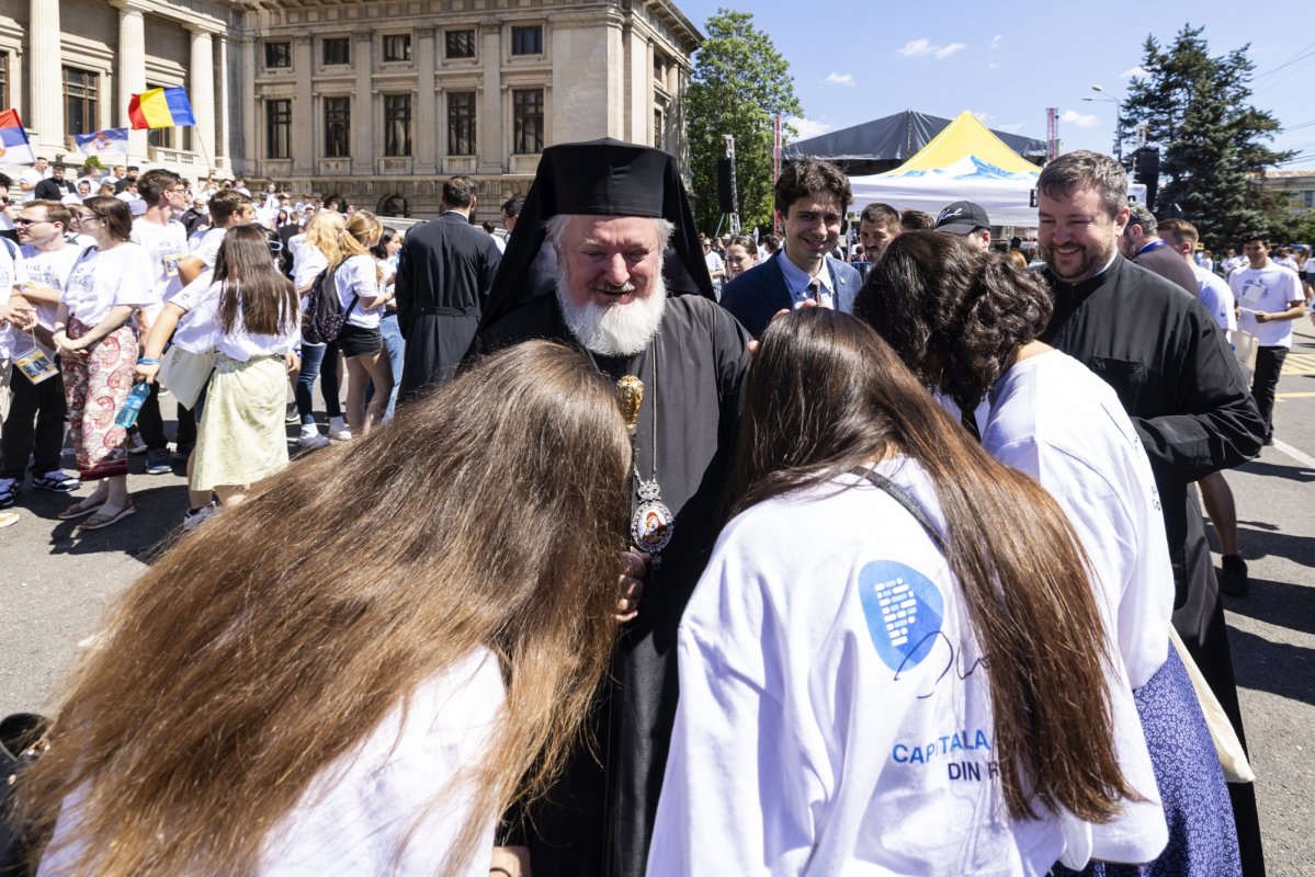 Emoție și entuziasm la debutul Întâlnirii Tinerilor Ortodocși de la Ploiești 301896