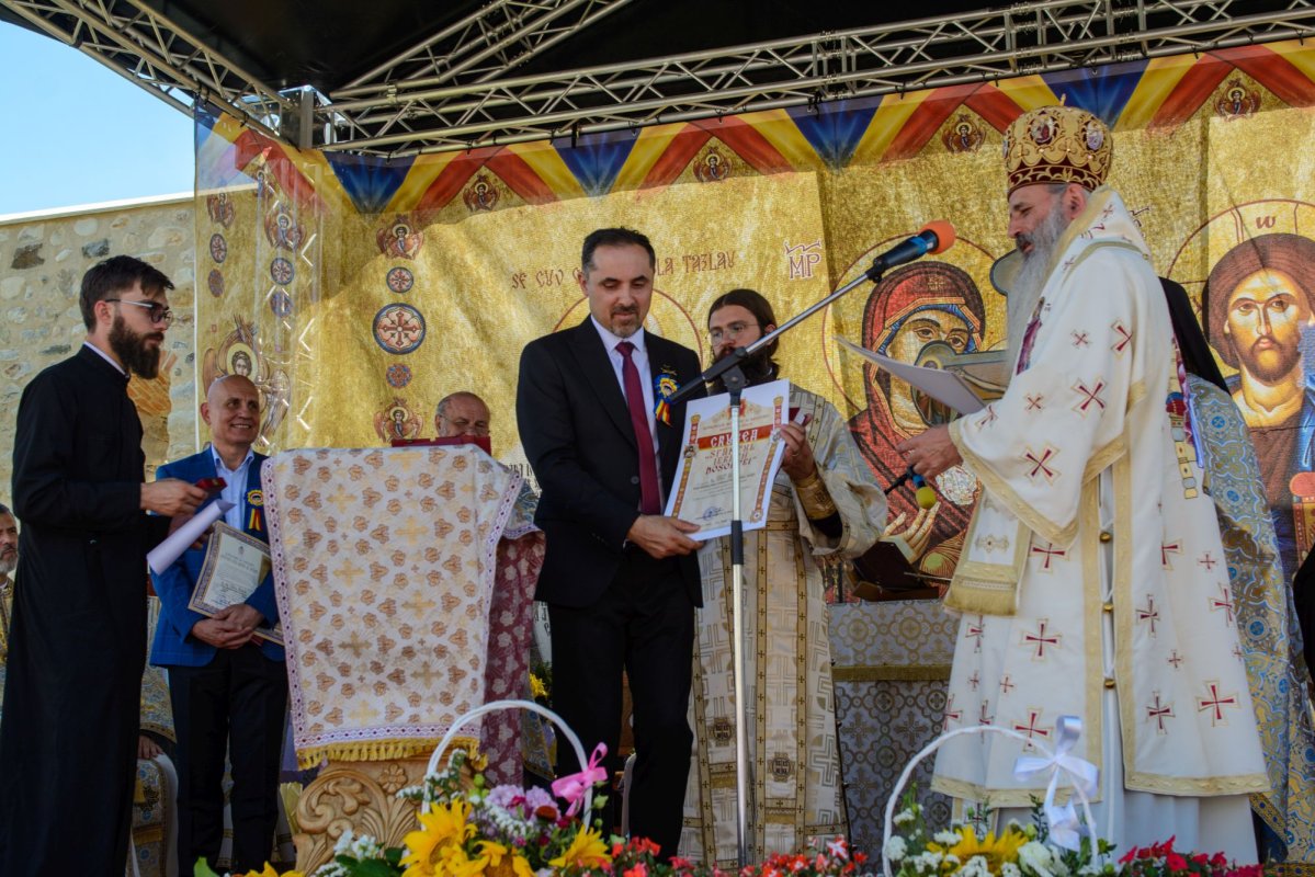 Resfinţirea locului de nevoință al Sfântului Chiriac de la Tazlău 302109