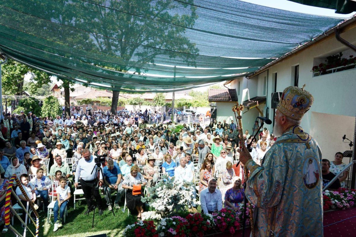 Bucuria reînnoirii pentru o comunitate din Dâmbovița 302148
