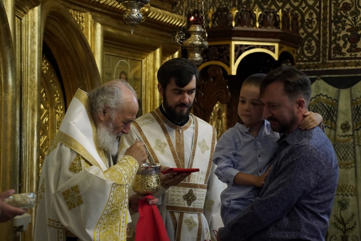 Ierarhul Dunării de Jos, în mijlocul credincioșilor gălățeni 302145