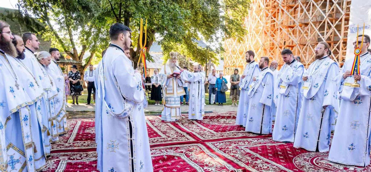 Sfinții neamului românesc, prăznuiți la Mănăstirea „Sfântul Ioan cel Nou de la Suceava” 302143