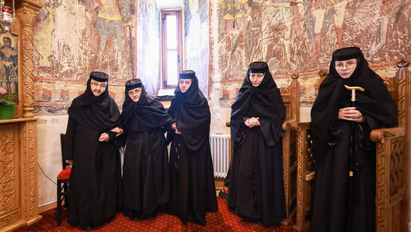 Sfinții Români, sărbătoriți la Schitul Berca 302149