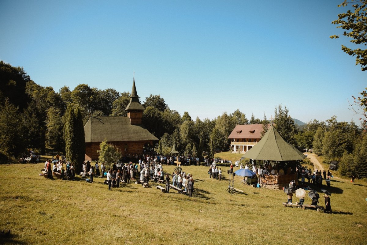 Sărbătoarea Sfinţilor Români la Mănăstirea Telcișor-Buscatu 302194