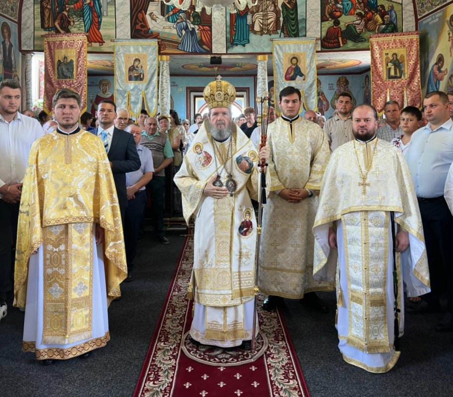 Slujire arhierească la Valea Mare de Criș, Protopopiatul Oradea 302195