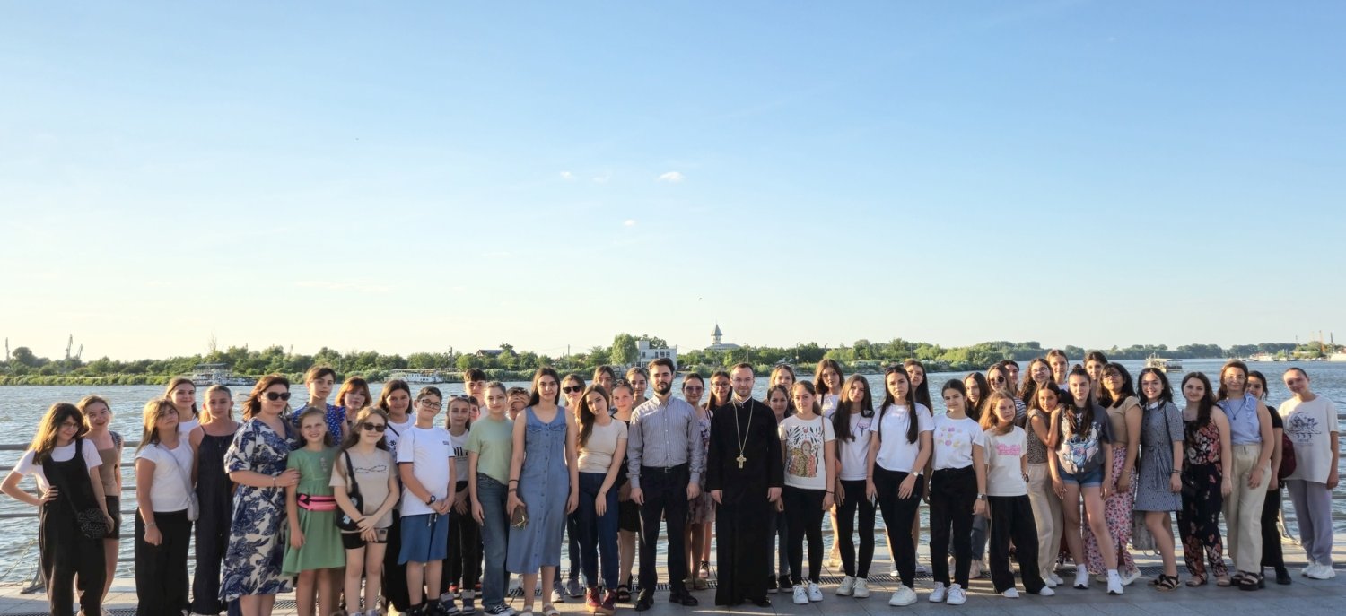 Excursie la Tulcea pentru olimpicii buzoieni la religie 302317