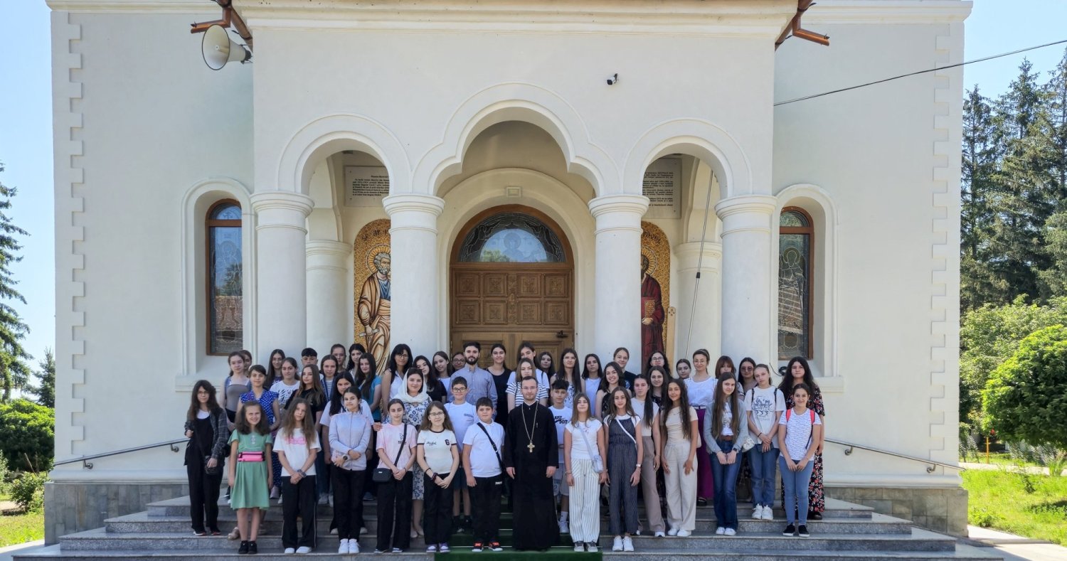 Excursie la Tulcea pentru olimpicii buzoieni la religie 302318