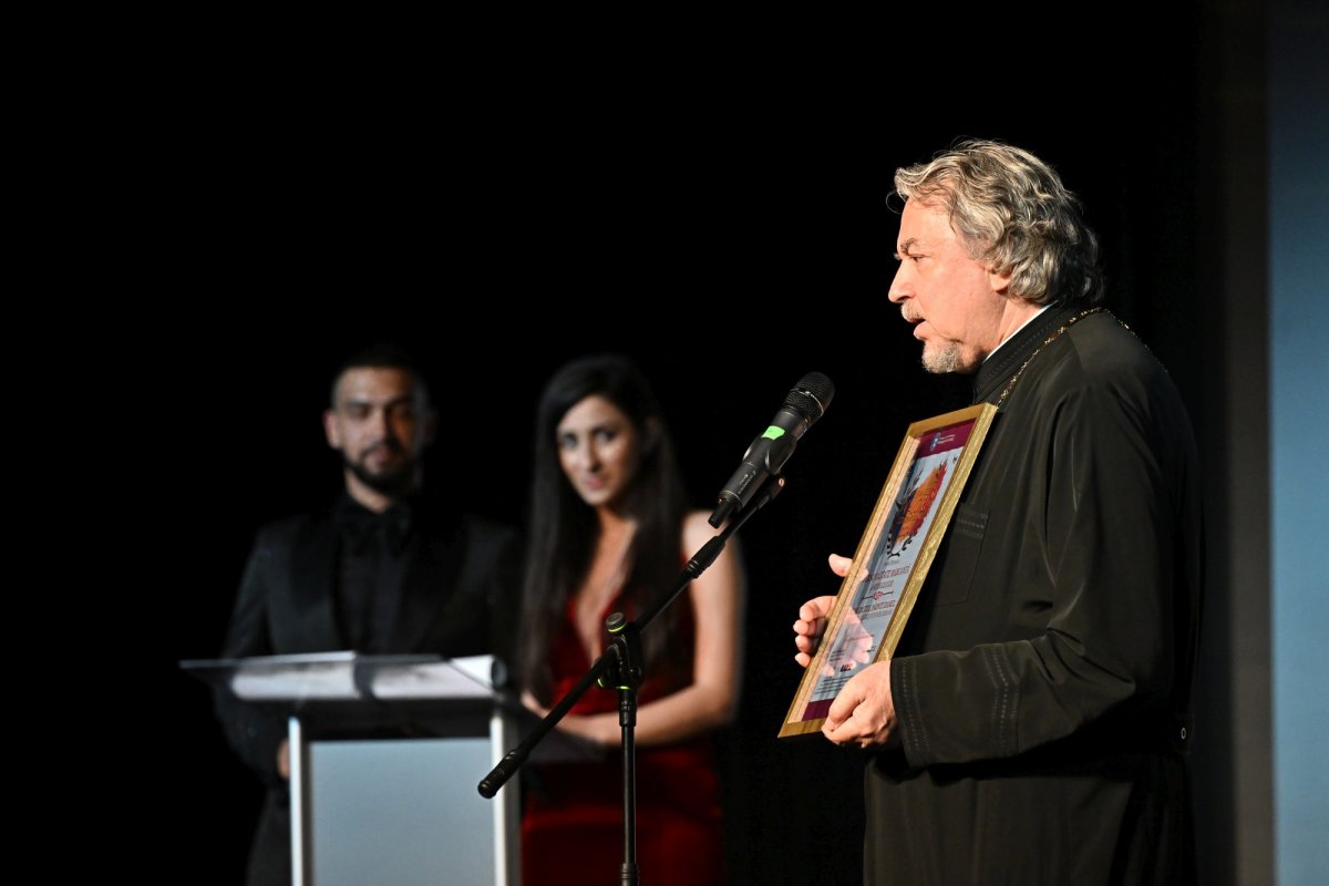 Patriarhul României desemnat personalitate marcantă a secolului XXI 302838