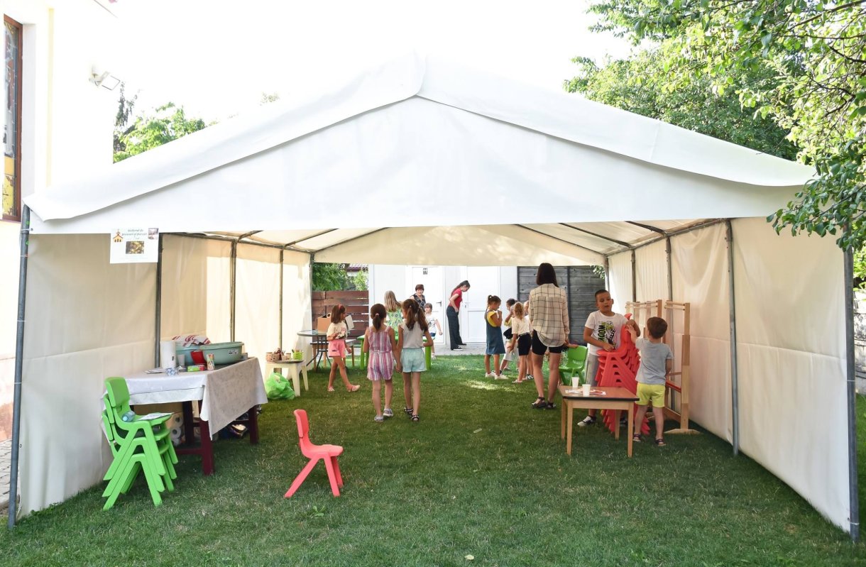 Școala de vară „Copilărie binecuvântată” din cartierul clujean Iris 302726