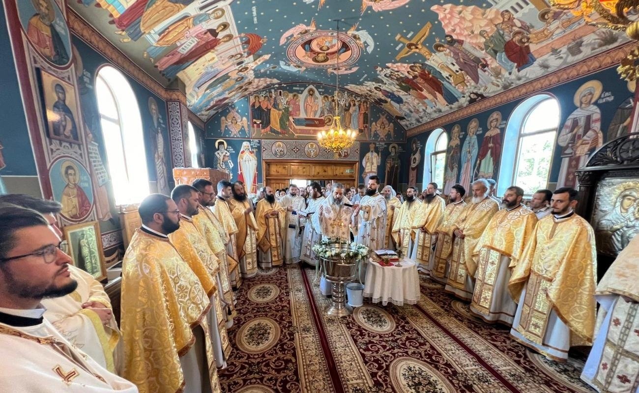 Zi de sărbătoare pentru comunitatea Parohiei Icușeni Vale din județul Botoșani 303317