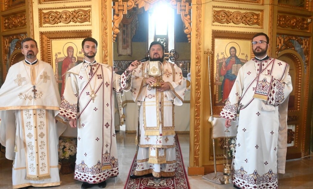 Binecuvântarea capelei mortuare din Parohia Nadiș, Sălaj 303374