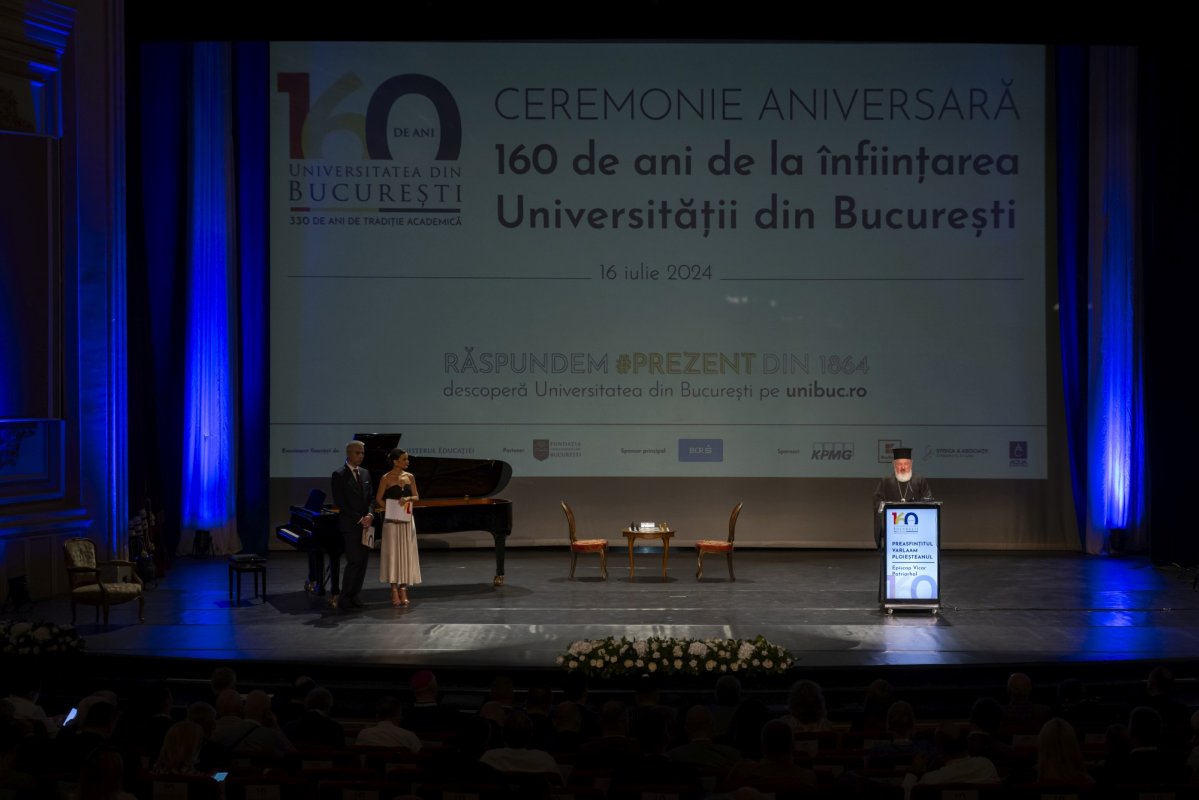 Celebrarea învățământului universitar din București 303420