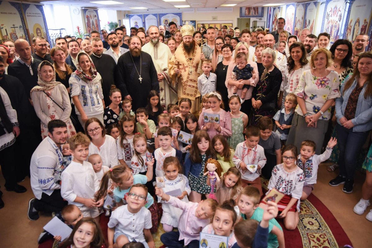 Zi de sărbătoare într-o parohie românească din Marea Britanie 303426