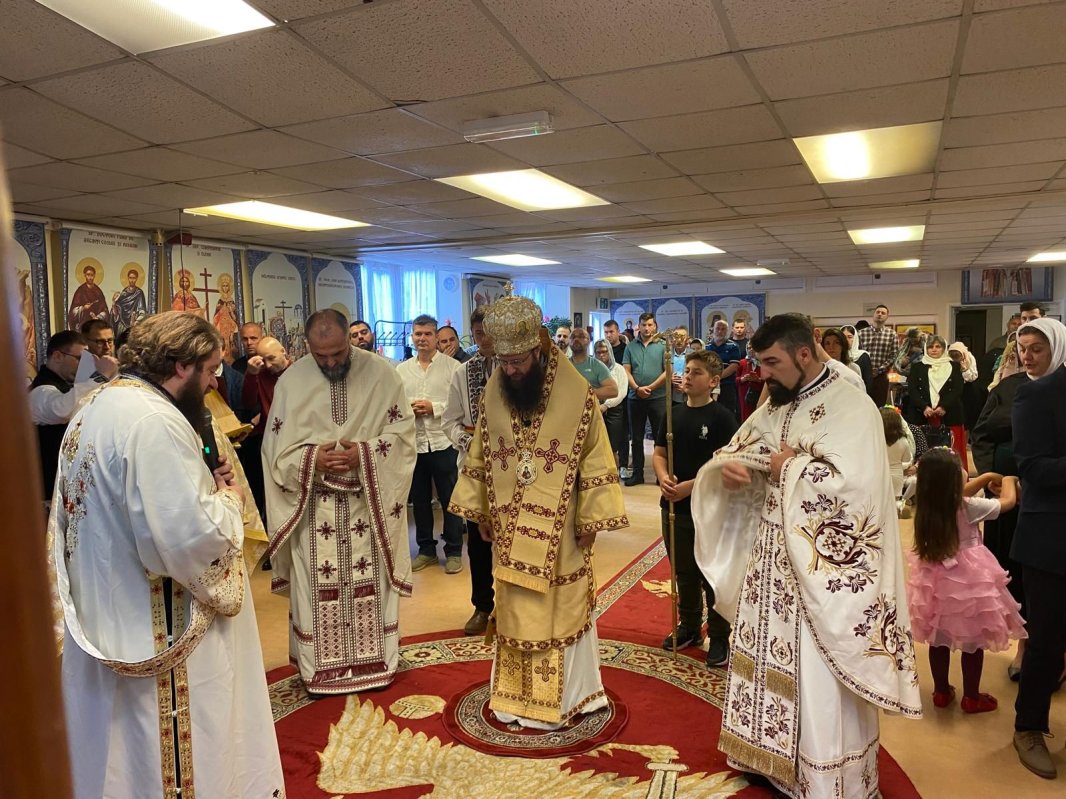 Zi de sărbătoare într-o parohie românească din Marea Britanie 303427