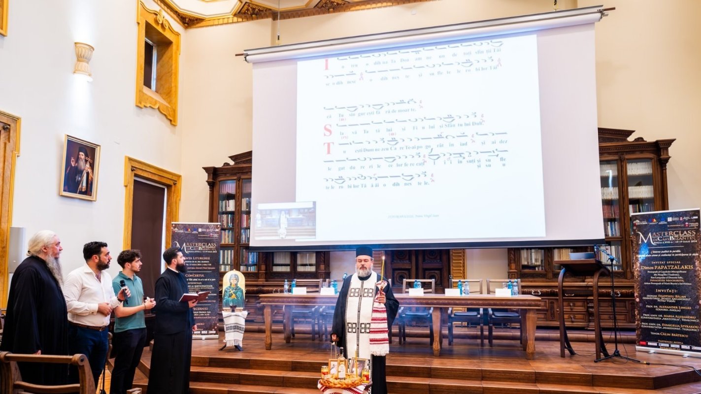 A început Masterclassul Internațional de Cânt Bizantin de la Iași, ediția a XVII‑a 303511
