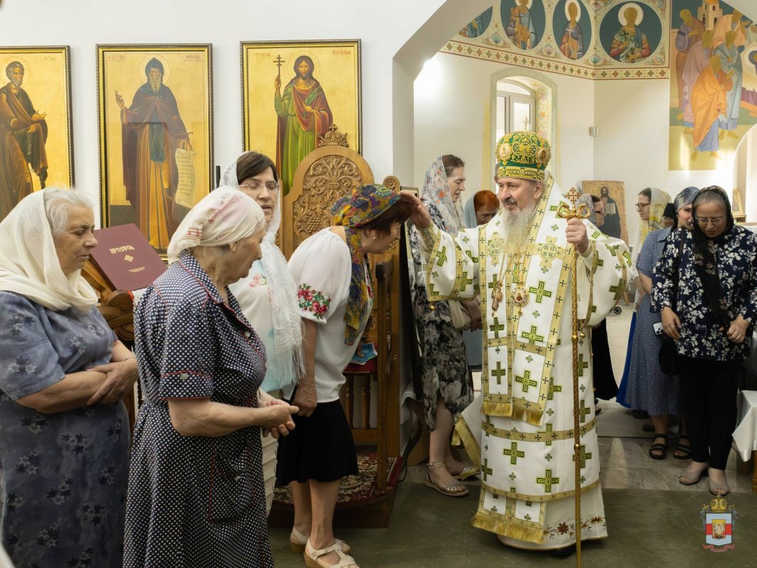 „Lumea, când vede că faci, ajută din puținul ei” 303443