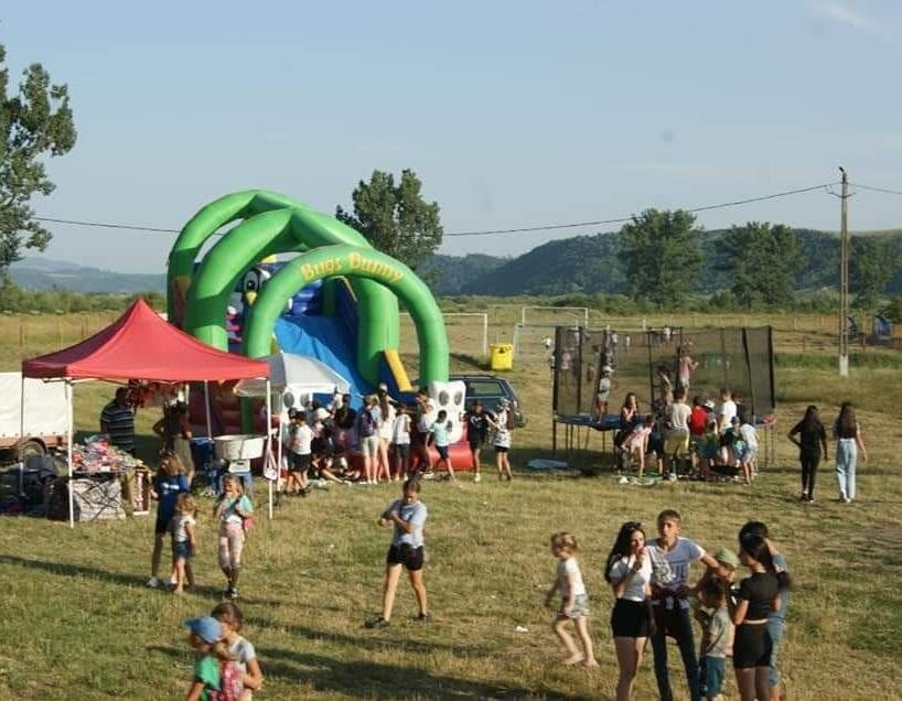 Şcoala de vară „Călătorie ȋn lumea copilăriei”, ȋn parohiile Tescani şi Enăchești 303477