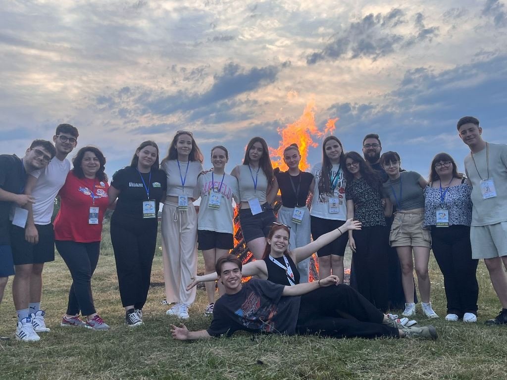 Sute de copii în taberele organizate în Eparhia Banatului Montan 303515