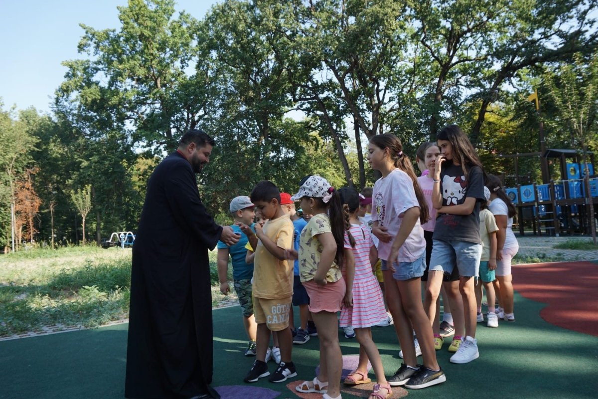 Activităţi de vară pentru copii în Eparhia Dunării de Jos 303586