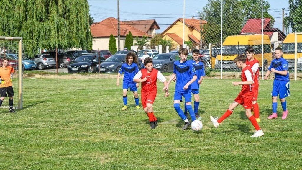 Înscrieri pentru Campionatul de fotbal „Cupa Arhiepiscopiei Aradului” 303571