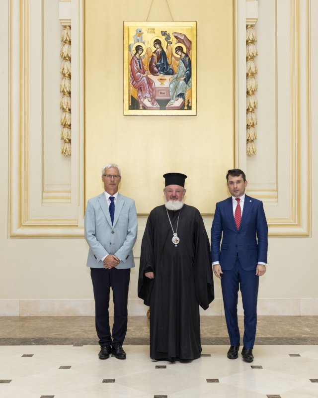 Secretarul de stat pentru Culte și Naționalități de la Budapesta în vizită la Patriarhia Română 303742