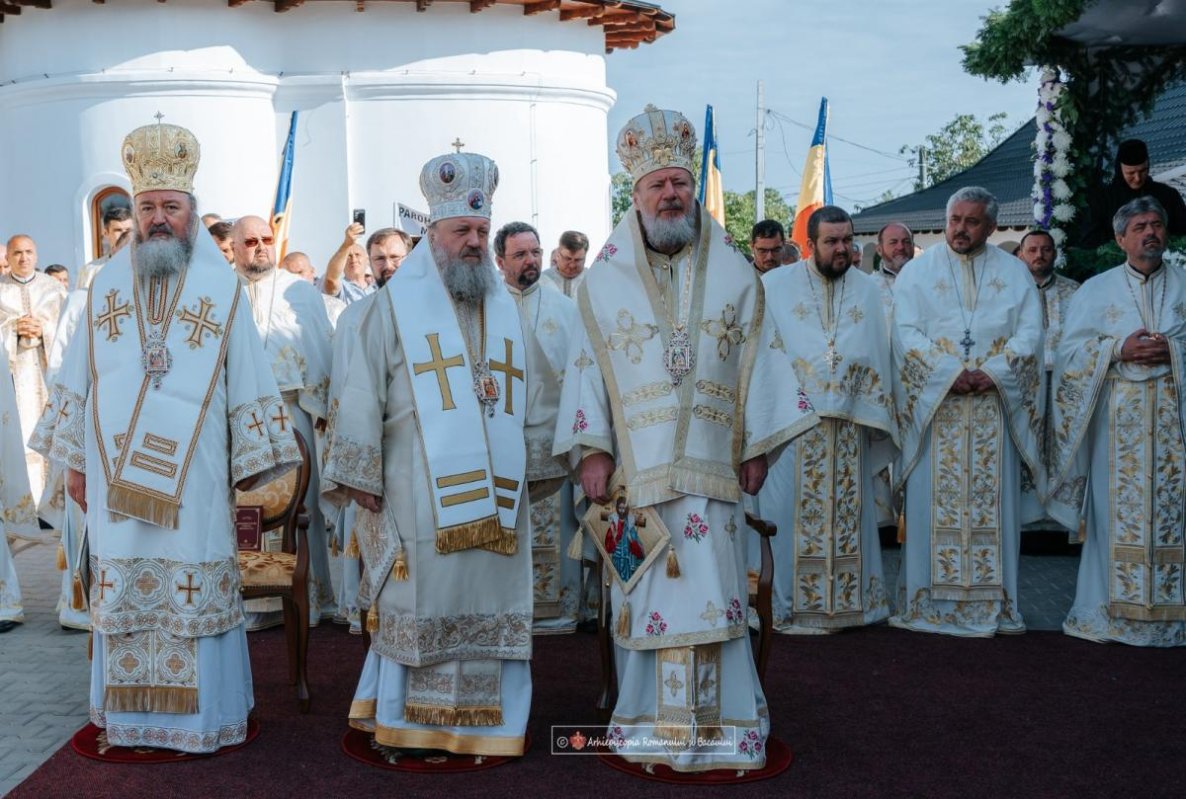 Binecuvântarea lucrărilor de reînnoire la Parohia Stănița 303766