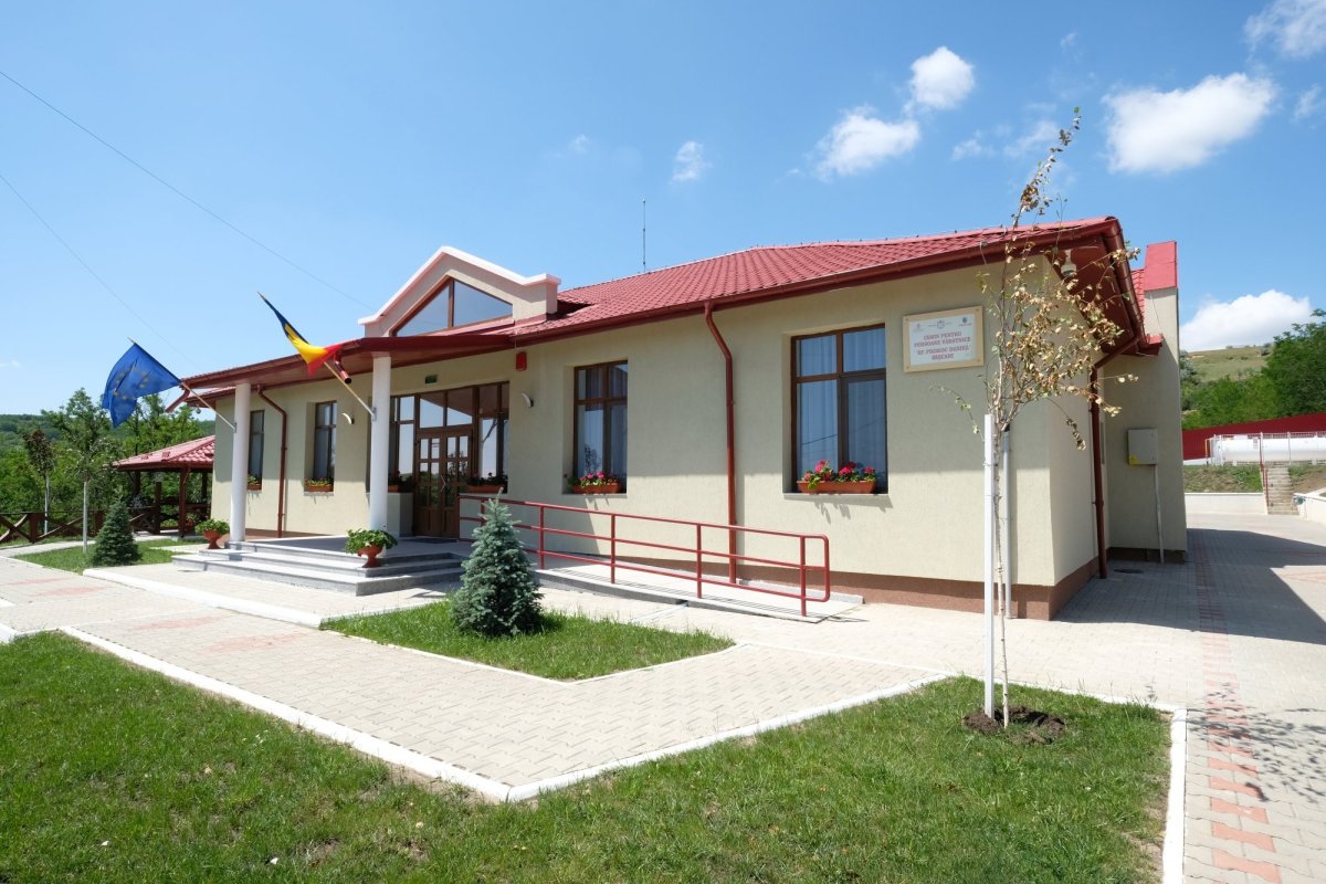 Căminul din Rășcani, un loc pentru „odihna bătrâneții” 303975