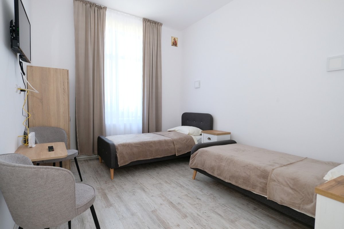 Căminul din Rășcani, un loc pentru „odihna bătrâneții” 303983